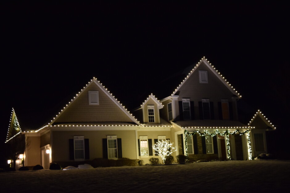 Rush, NY Christmas Light Installation Service Request a Free Quote