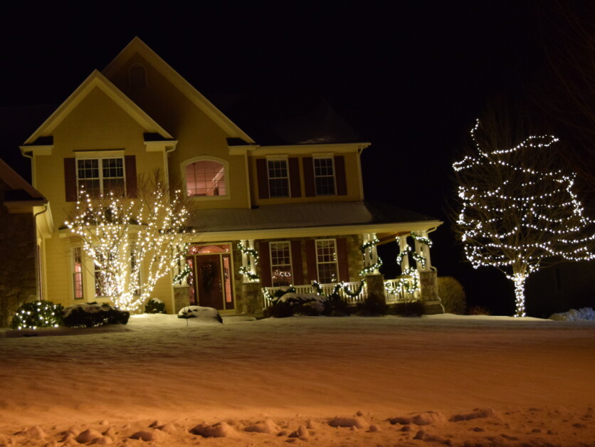 Henrietta, NY Christmas Light Installation Service Request a Free