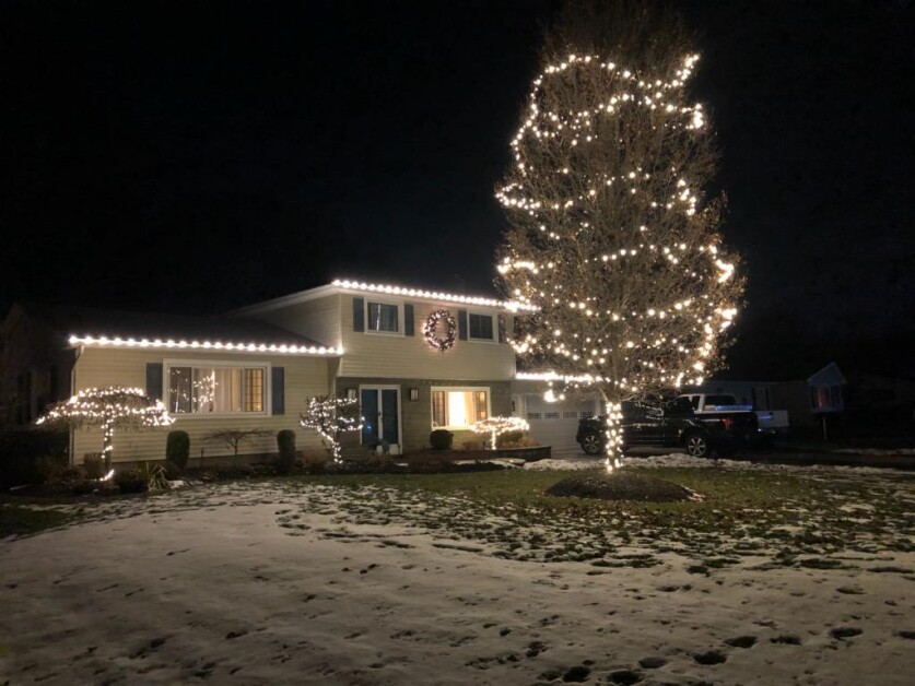 Caledonia, NY Christmas Light Installation Service Request a Free